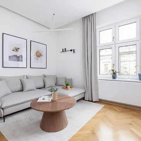 Apartment Slowackiego Elegant By Renters *