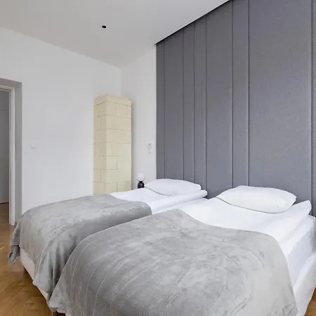 Apartment Slowackiego Elegant By Renters