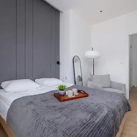 Slowackiego Elegant By Renters Krakau